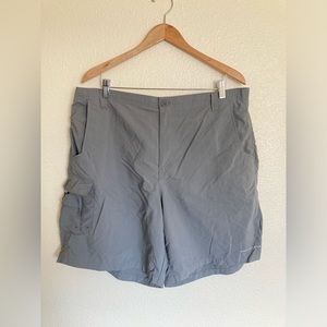 Men’s Columbia PFG Gray Nylon Fishing Outdoor Bahama Shorts Size 38